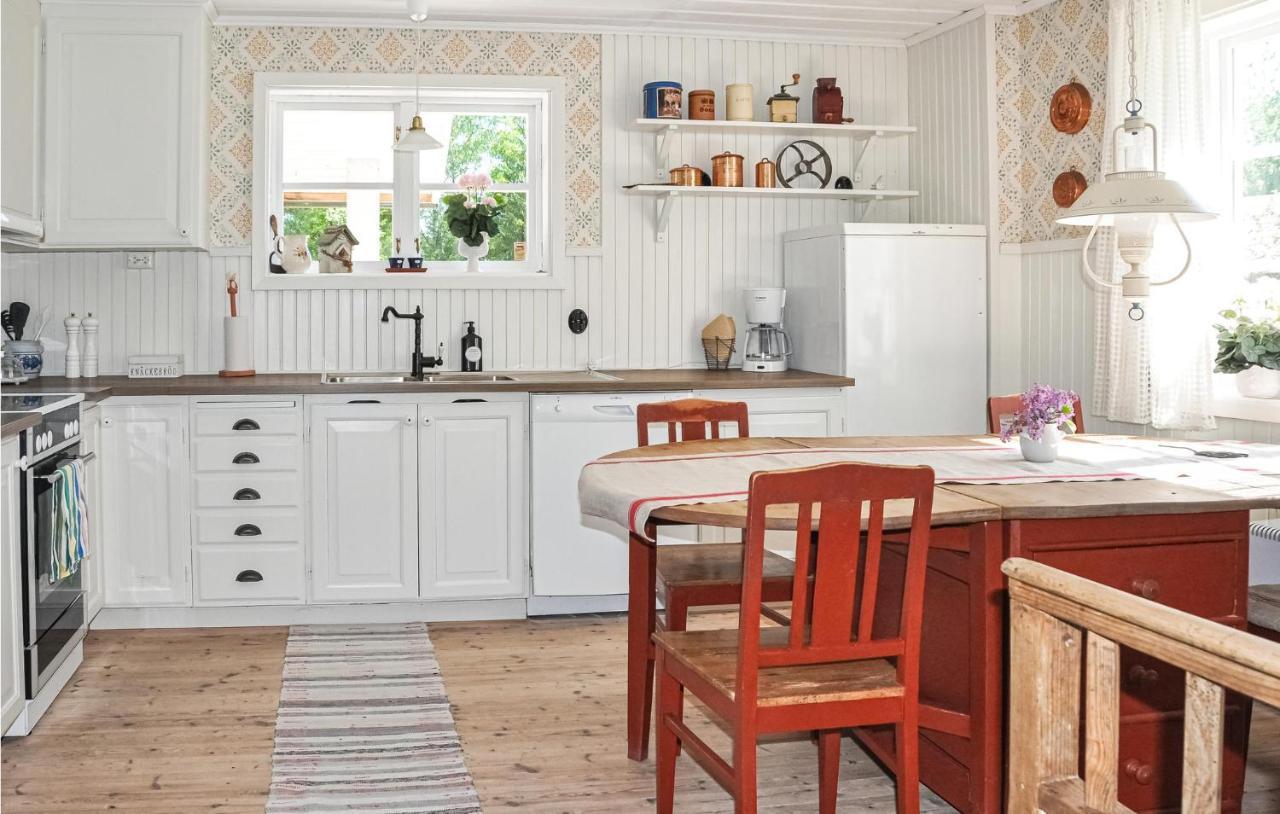 Cozy Home In Lesjoefors With Kitchen Lesjofors Экстерьер фото