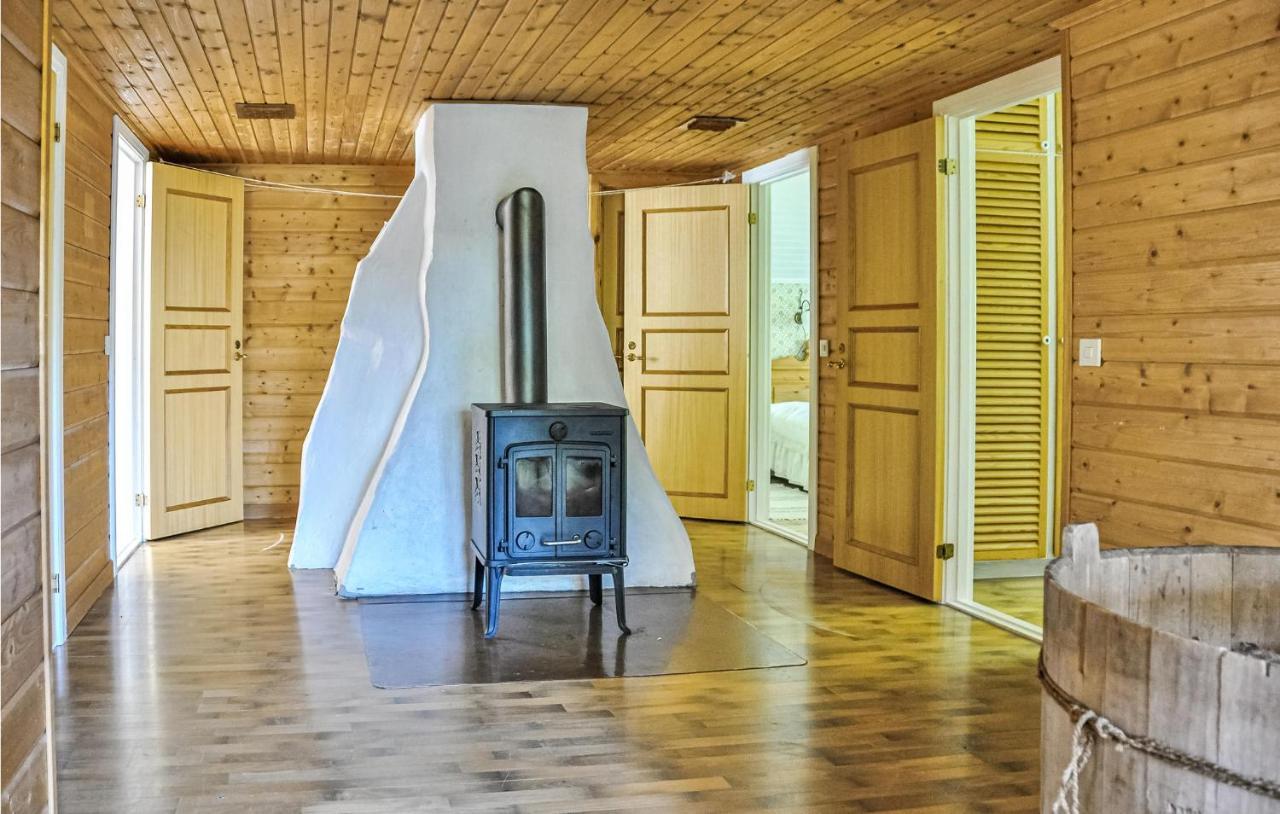 Cozy Home In Lesjoefors With Kitchen Lesjofors Экстерьер фото