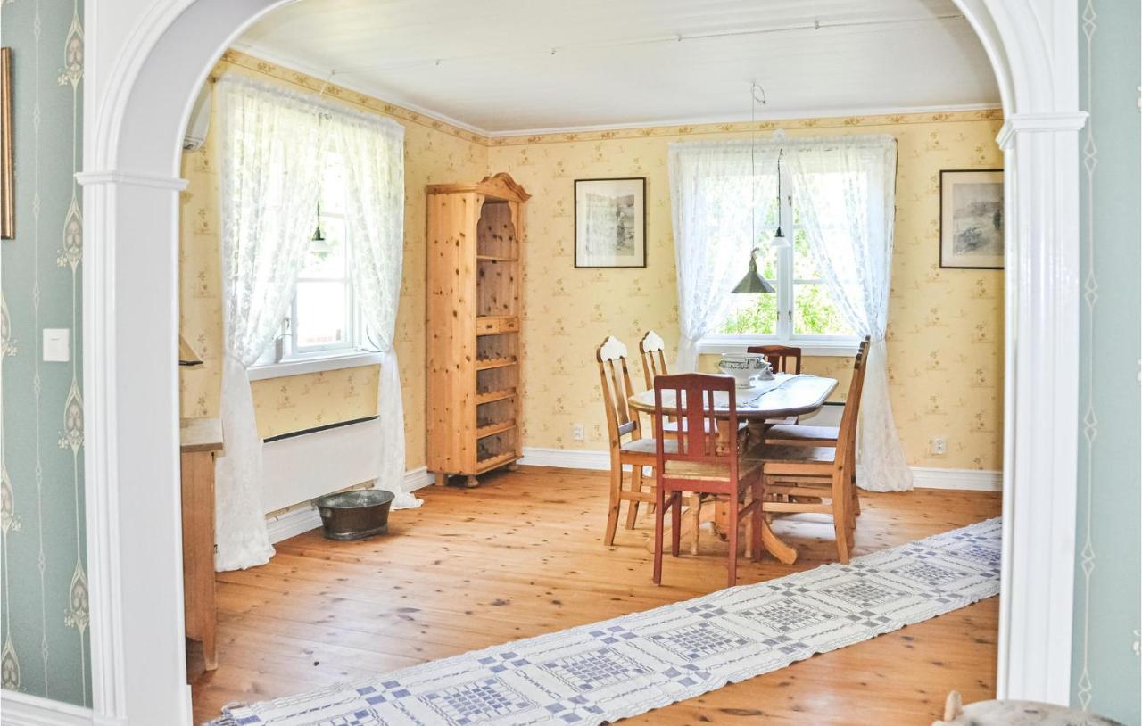Cozy Home In Lesjoefors With Kitchen Lesjofors Экстерьер фото